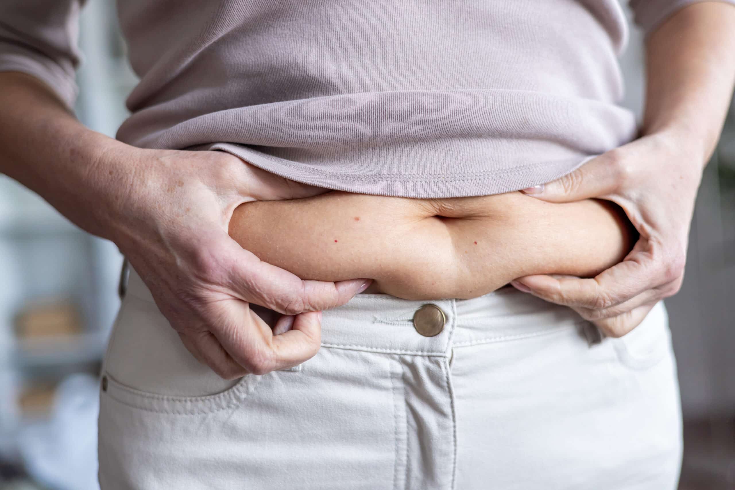 Exercício para reduzir a gordura abdominal após os 60 anos